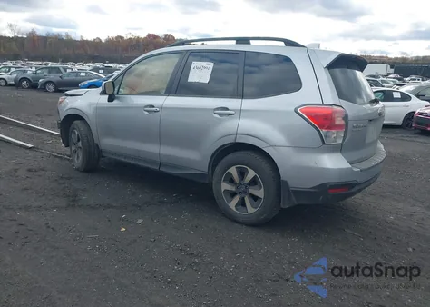 2018 Subaru Forester 2.5I Premium z USA, uszkodzony, nr VIN JF2SJAGC7JH439728
